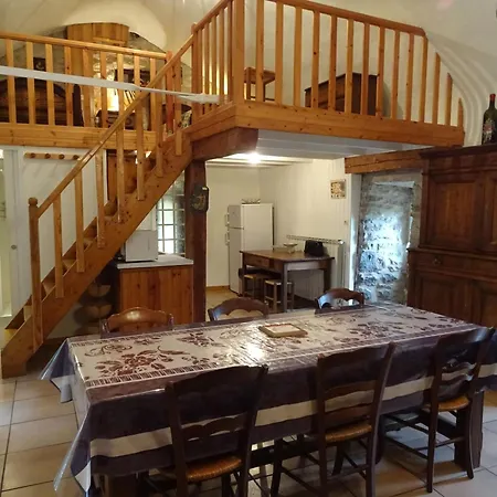 La Maison Du Berger La Cresse